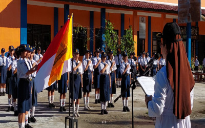 Pelantikan Pengurus OSIS SMP Santa Maria Palangka Raya Periode 2026/2027